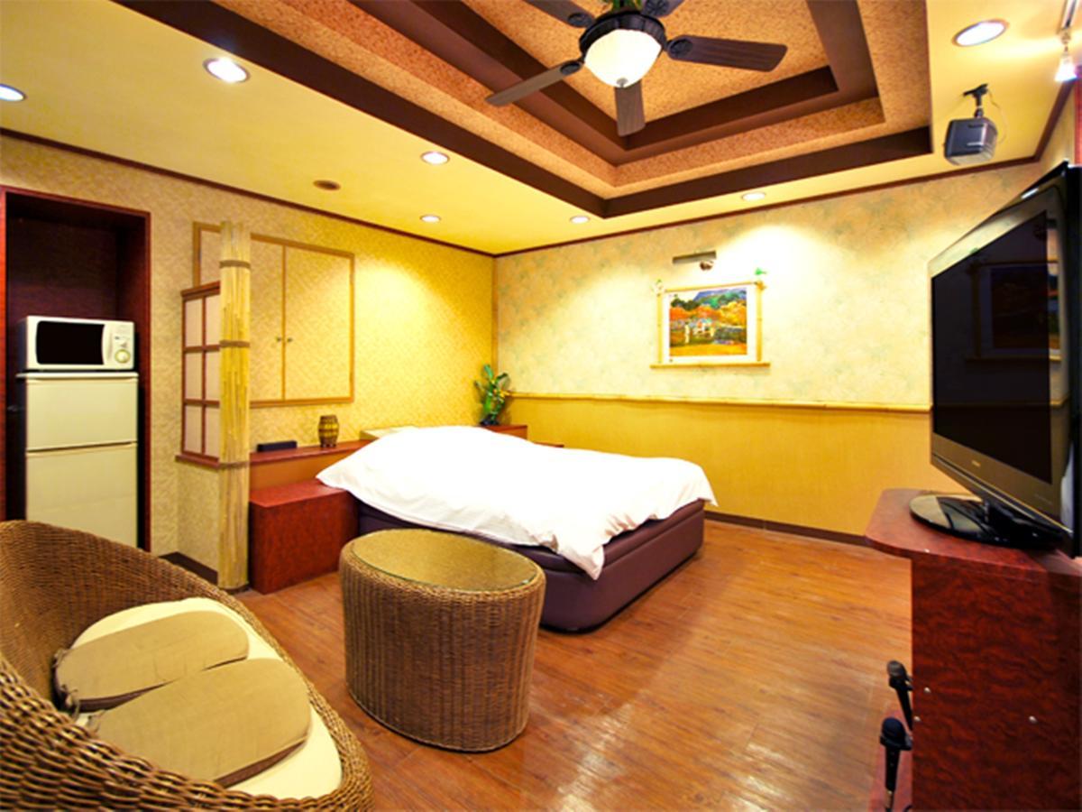 Hotel Joy (Adults Only) Komaki  Buitenkant foto